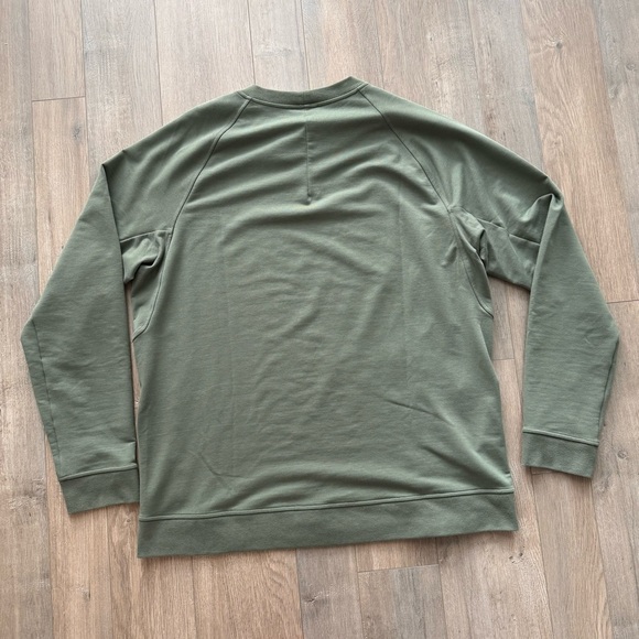 Lululemon long sleeve crew - Picture 3 of 3